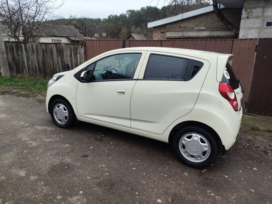 Продам автомобіль Равон р2