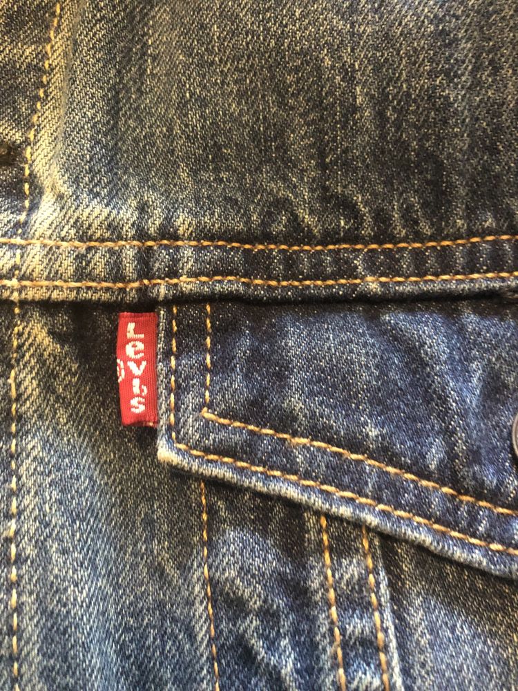 Casaco de Ganga Levi’s (Muito pouco uso)