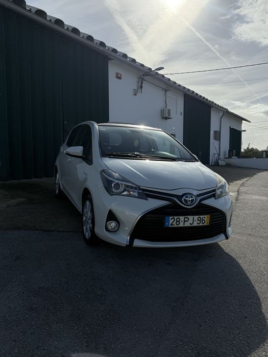 Toyota Yaris Hybrid 1.5 2014