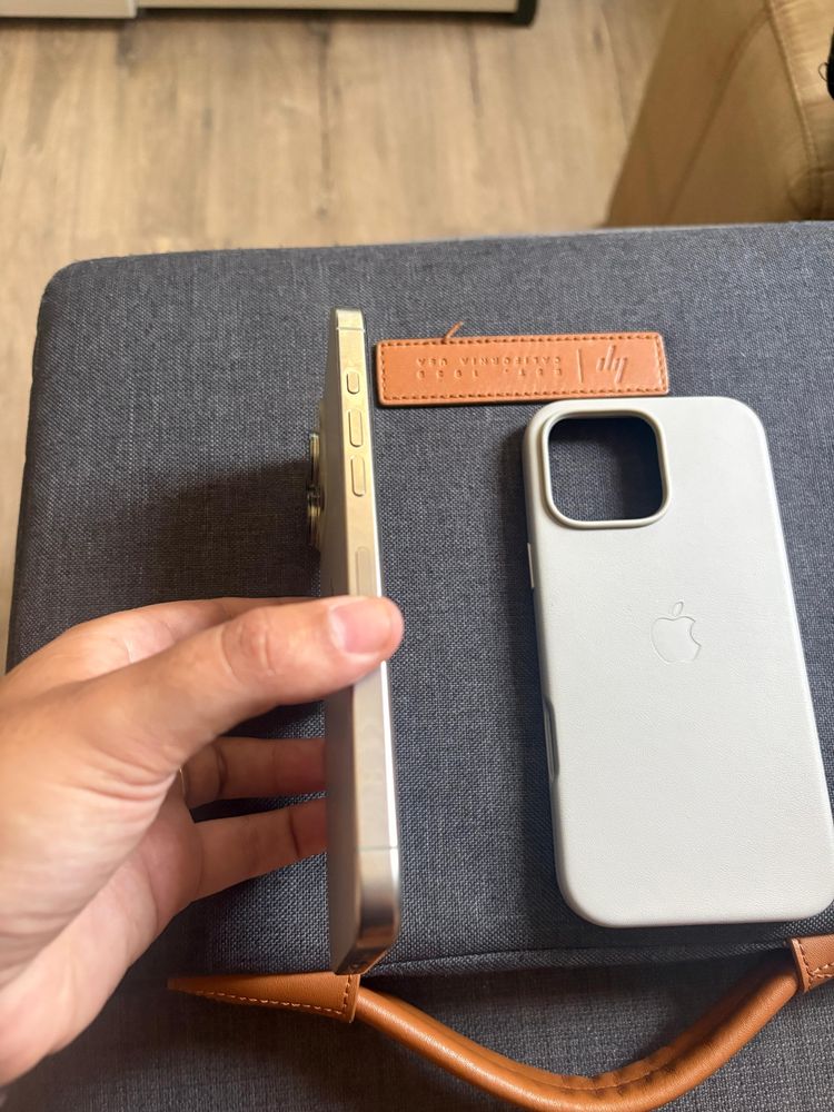 Vendo/Troco iPhone 16 pro max 256gb