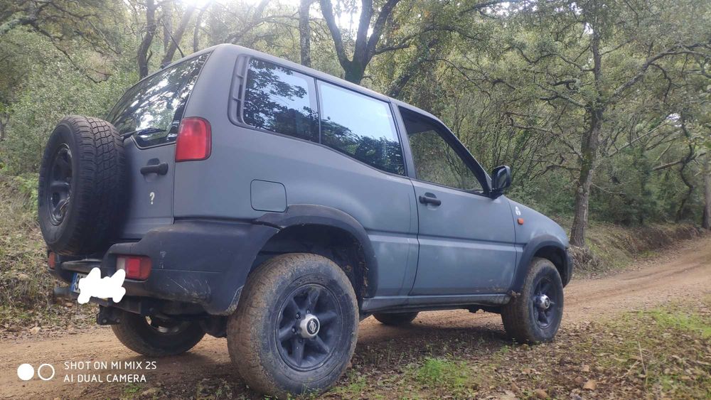 Nissan Terrano 2