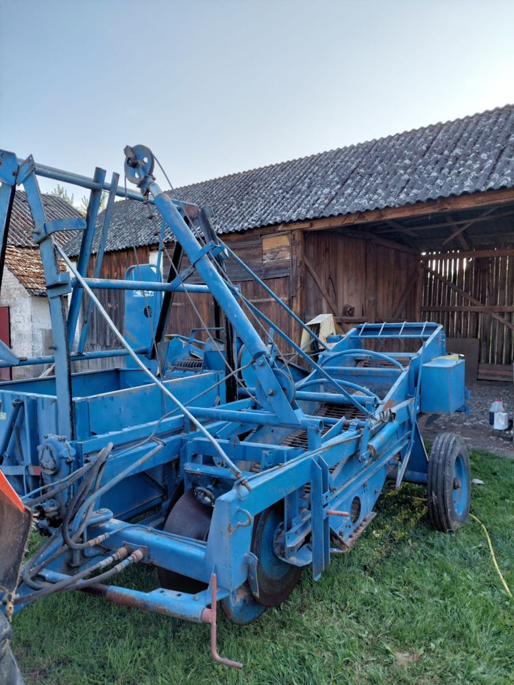 Kombajn do ziemniaków Karilk