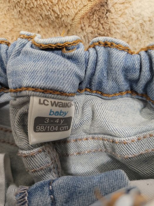 Продам джинсы lc waikiki