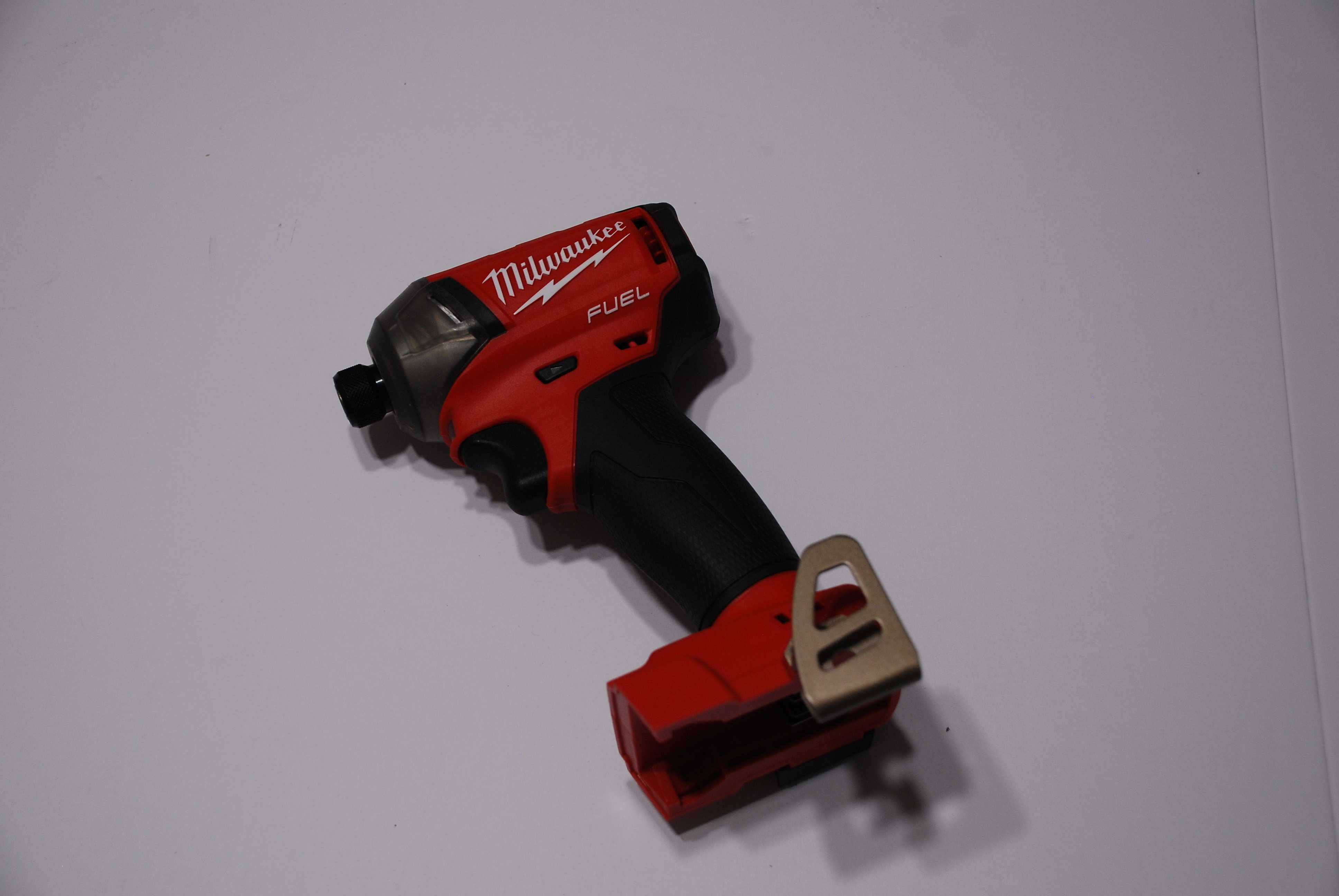 Milwaukee M18 Fuel Surge zakrętarka