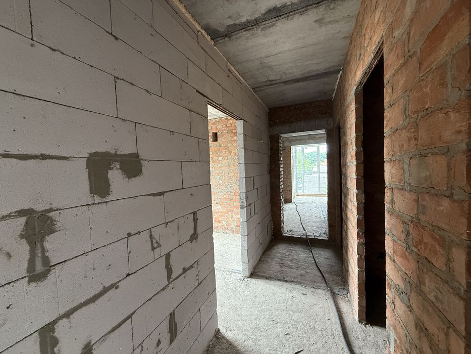 2 кімнатна квартира у новому будинку до центру міста 5 хвилин