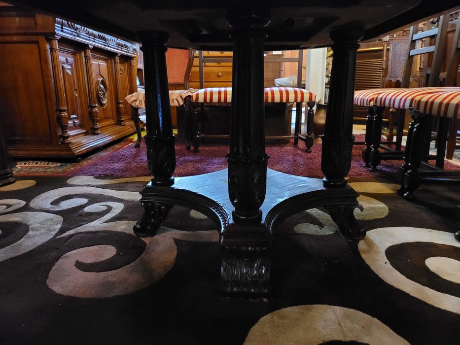 Mesa de sala em madeira maciça - extensível - Só a mesa as ca