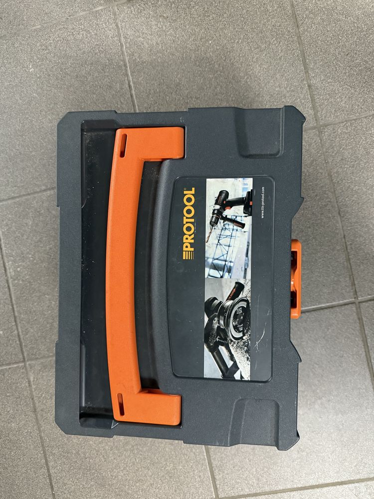 Szlifierka do renowacji  betonu Protool RGP80-11E