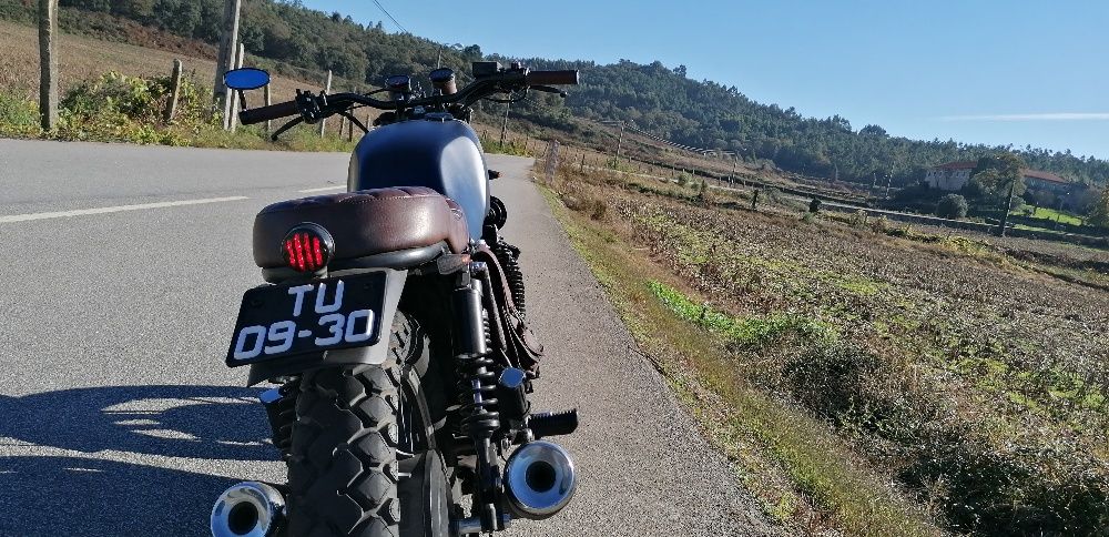 Yamaha xj 650 de 1982 scrambler