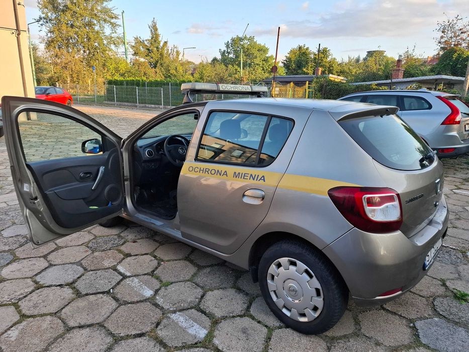 Sprzedam Dacie Sandero z LPG