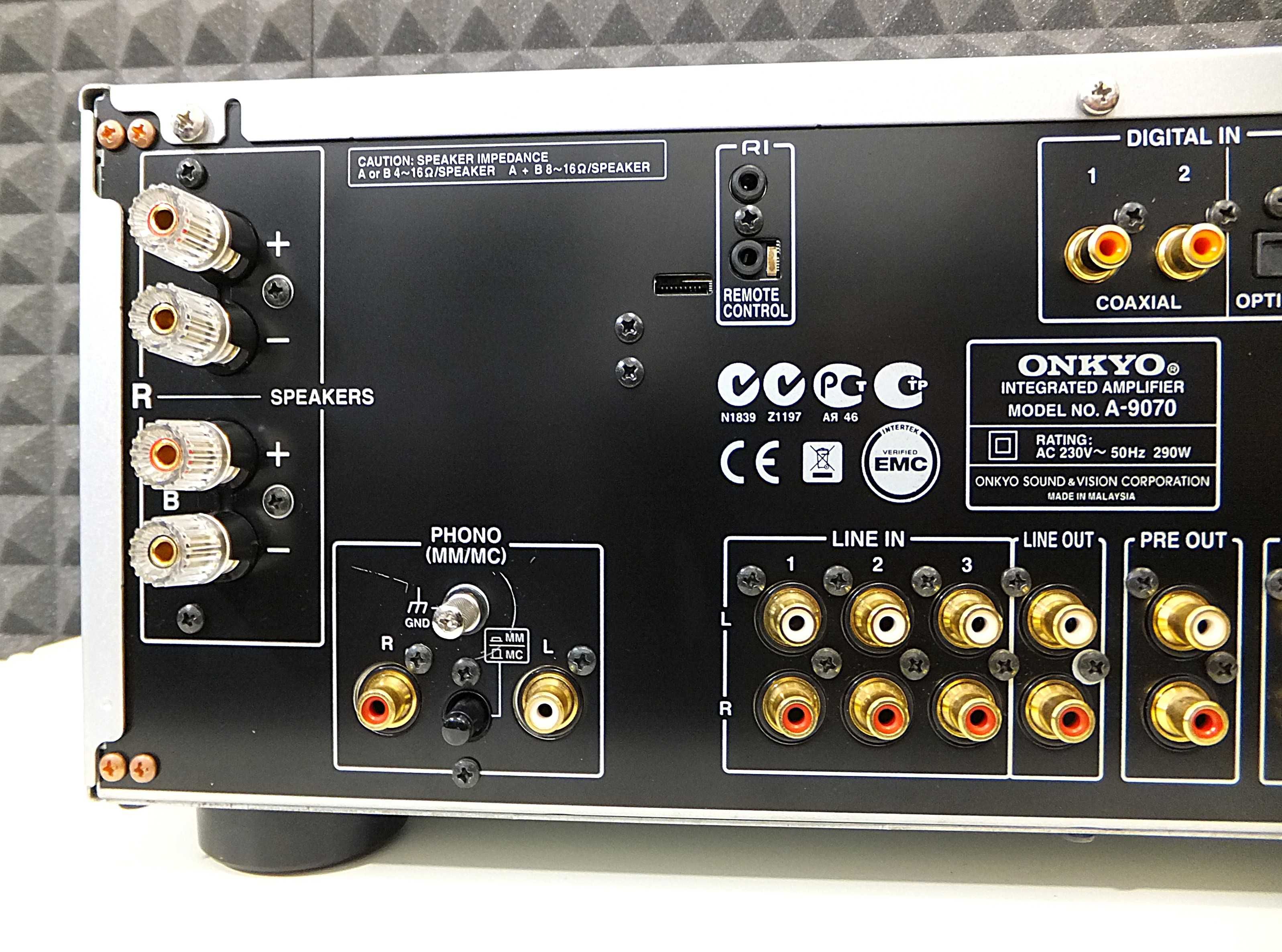 Potężny nowoczesny wzmacniacz stereo ONKYO A-9070