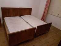 2 camas de madeira