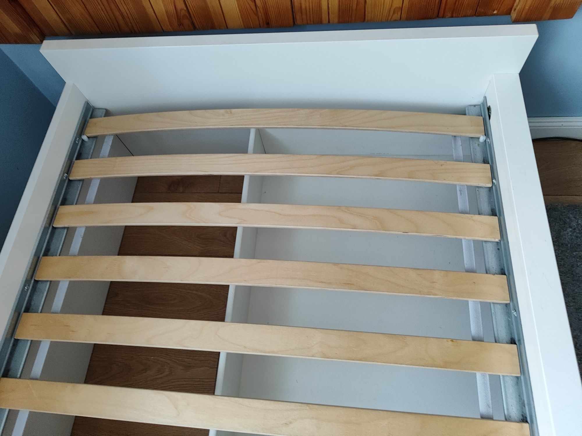 Łożko IKEA o nazwie Flaxa 90x200