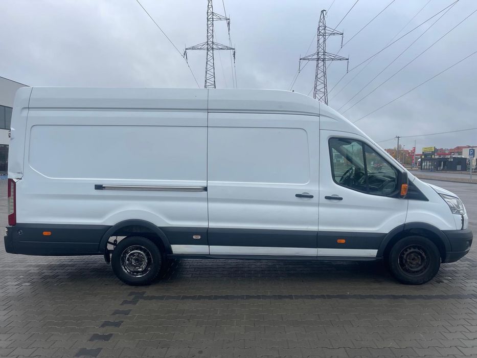 Ford Transit  L4H3