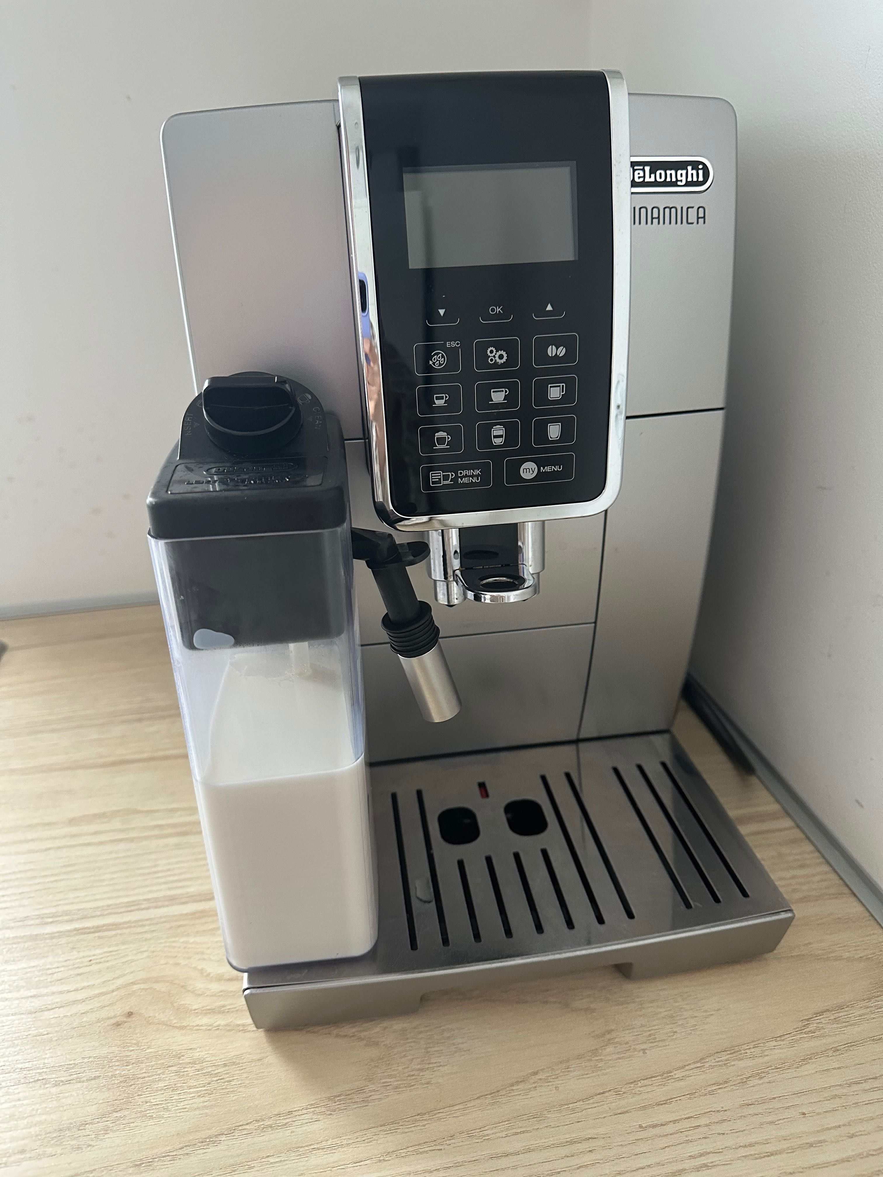 Ekspres DeLonghi Dinamica ECAM 350.55 SB