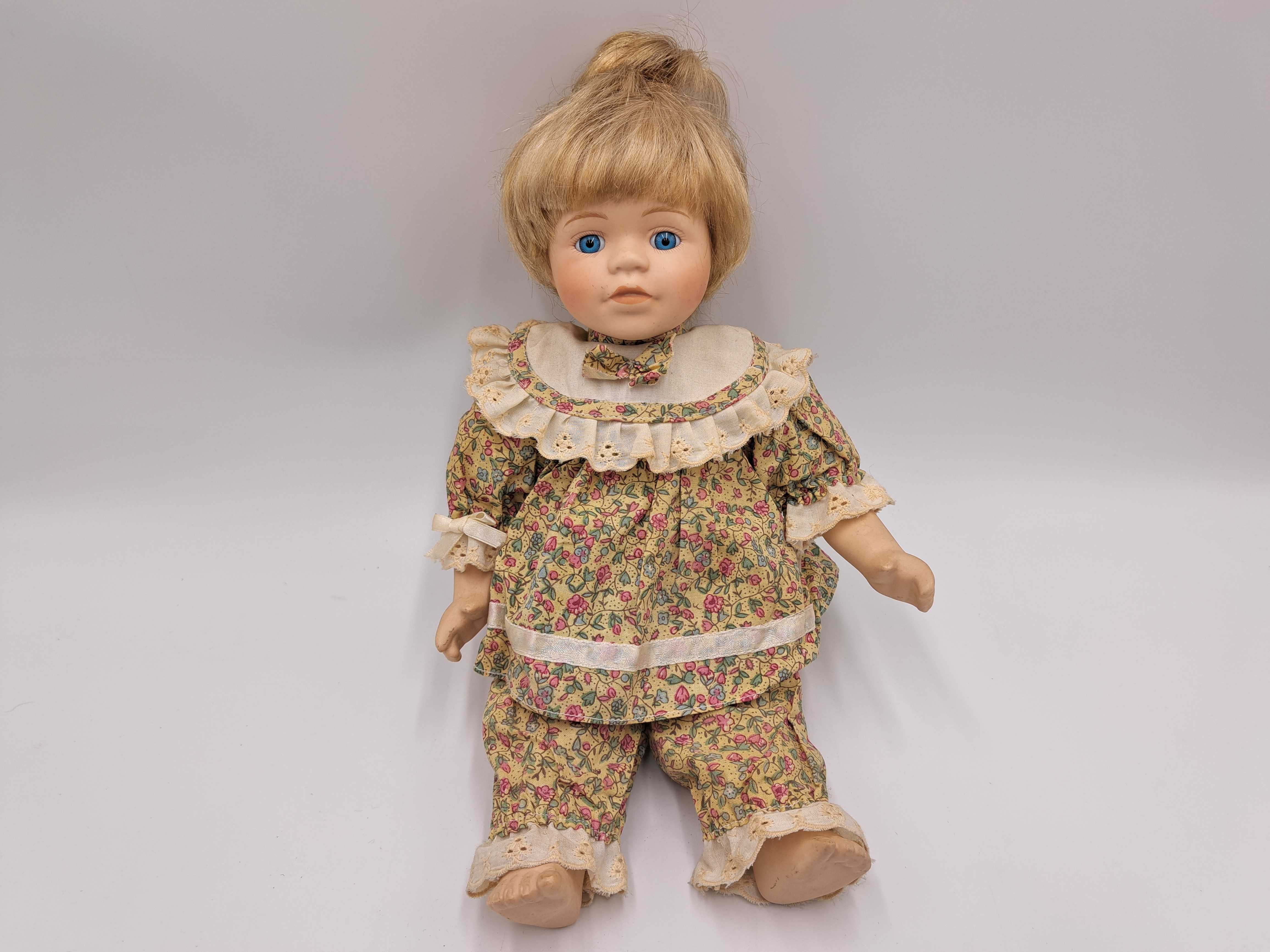 Kolekcjonerska lalka porcelanowa The Promenade Collection Alice