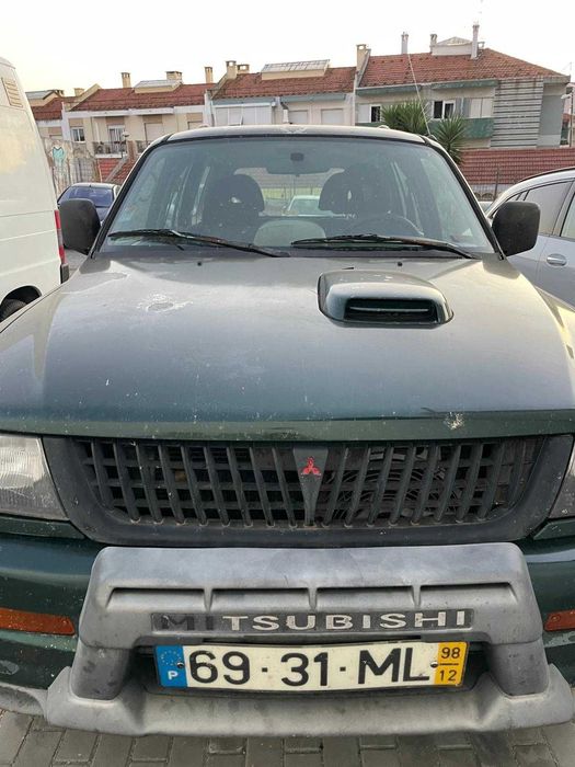 Mitsubishi Pajero Sport 2.5