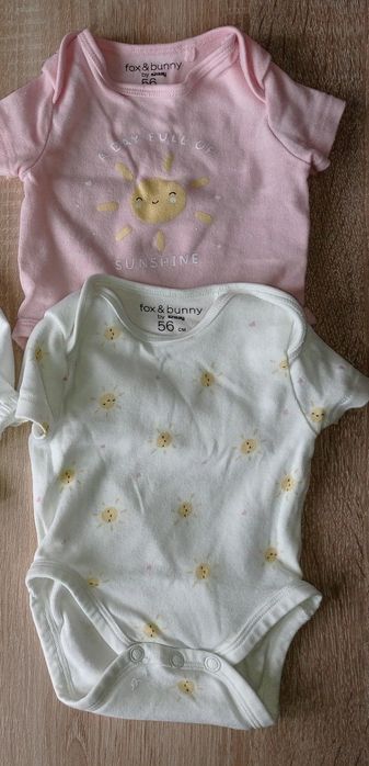 Body z krótkim rękawem Sinsay 56