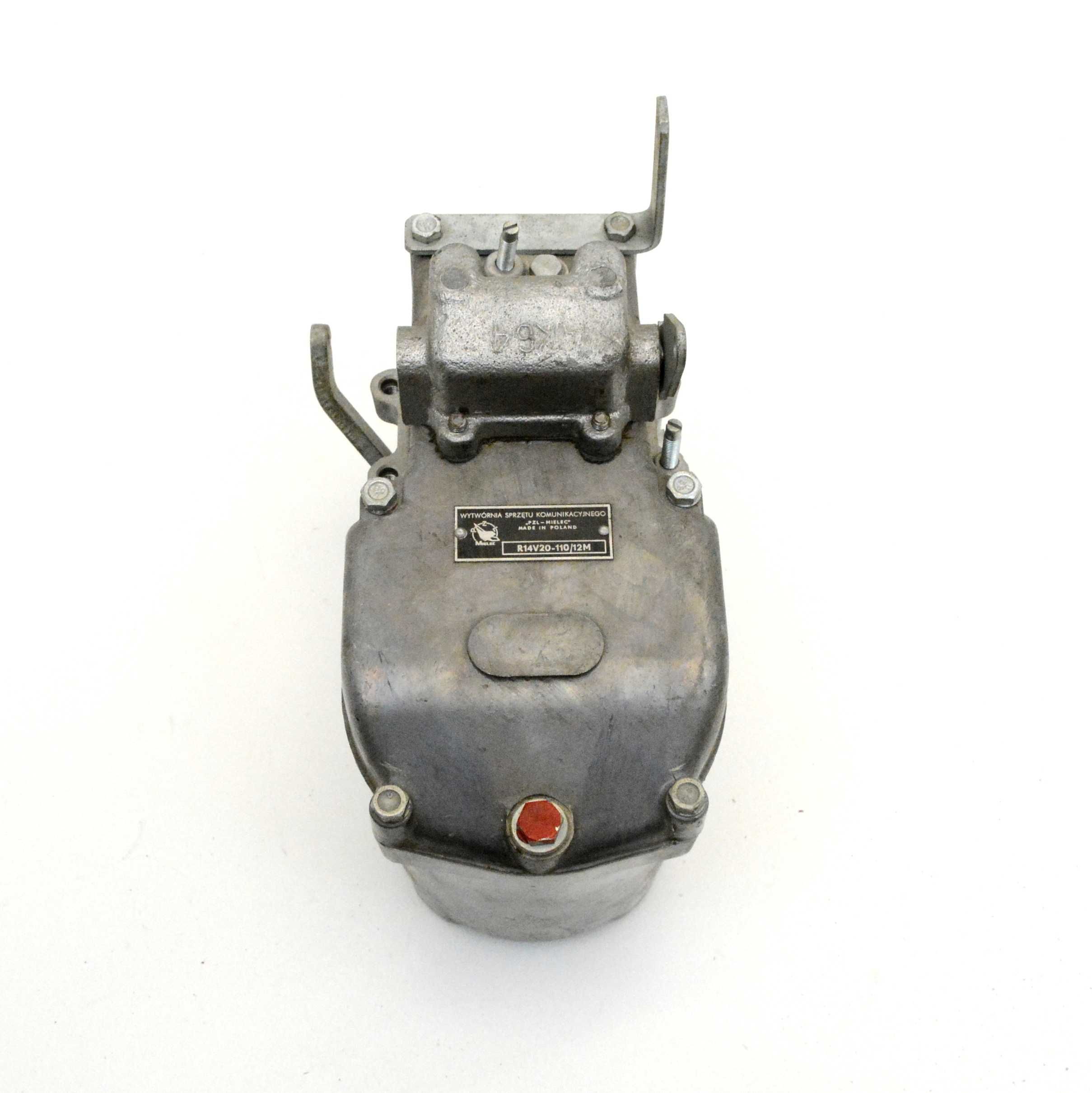 Regulator obrotów pompy wtryskowej SW680 R14V20-110/12M
