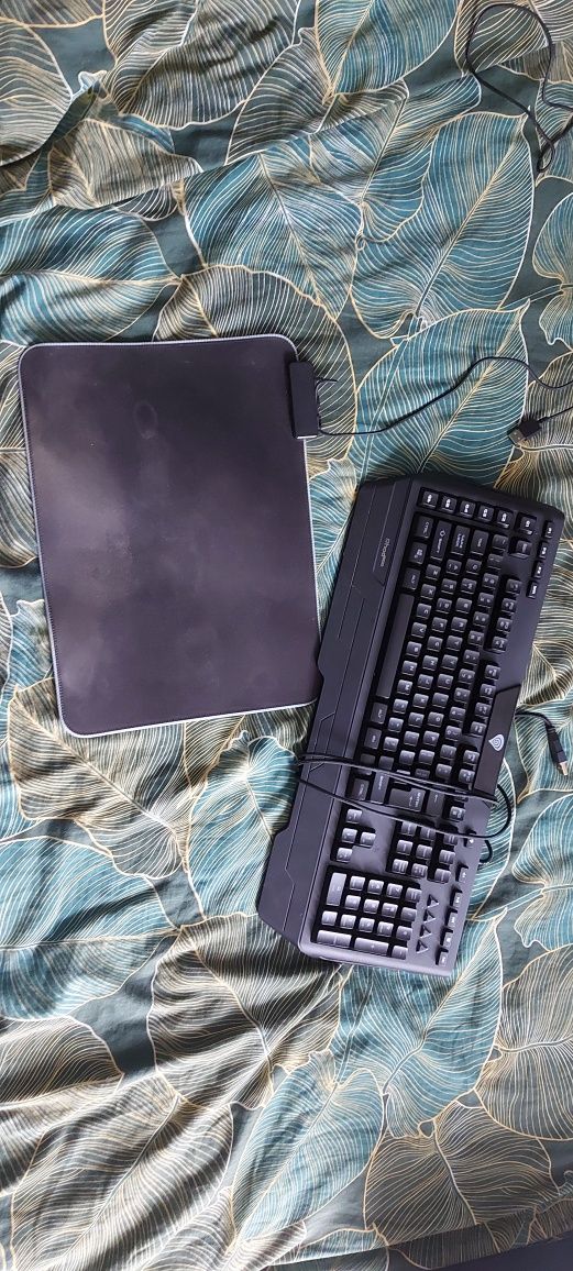 Podkładka pod mysz RGB + Gratis