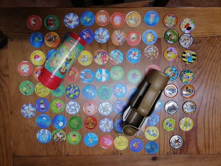 Tazos Pokémon E outros brindes bolicao