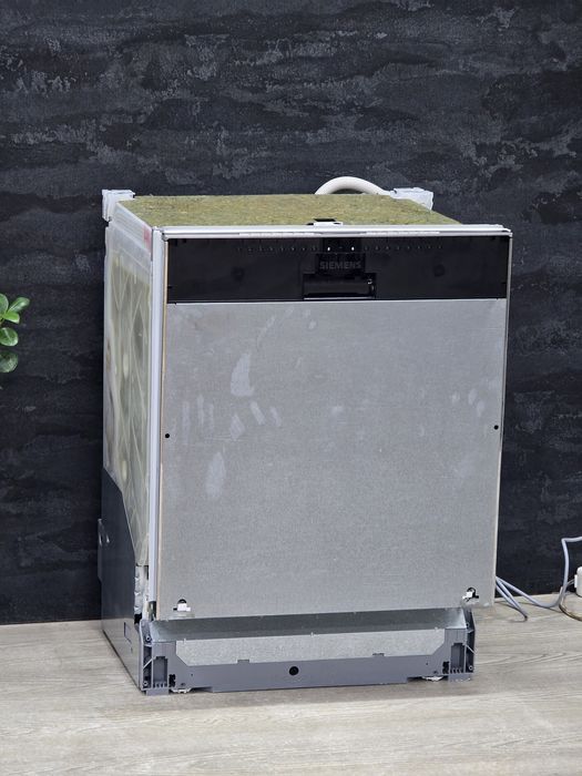 Посудомийка Siemens проекція (точкова) сушка 2021р 80.5мм Хороший стан
