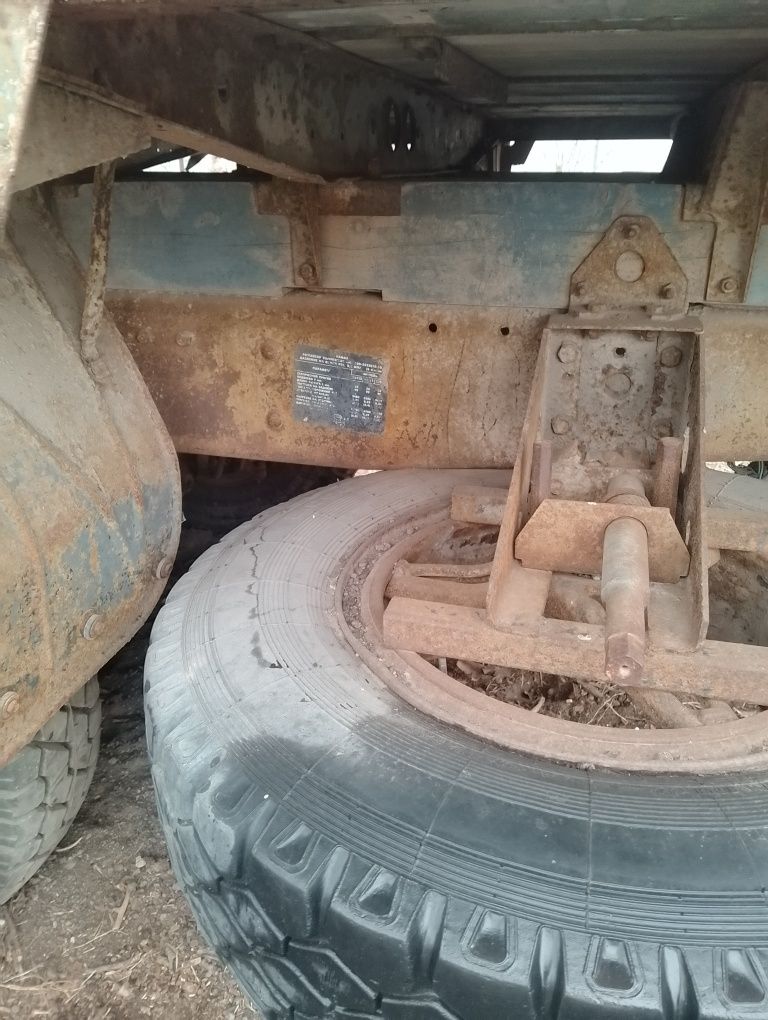 Камаз 53215 с прицепом СЗАП 8357