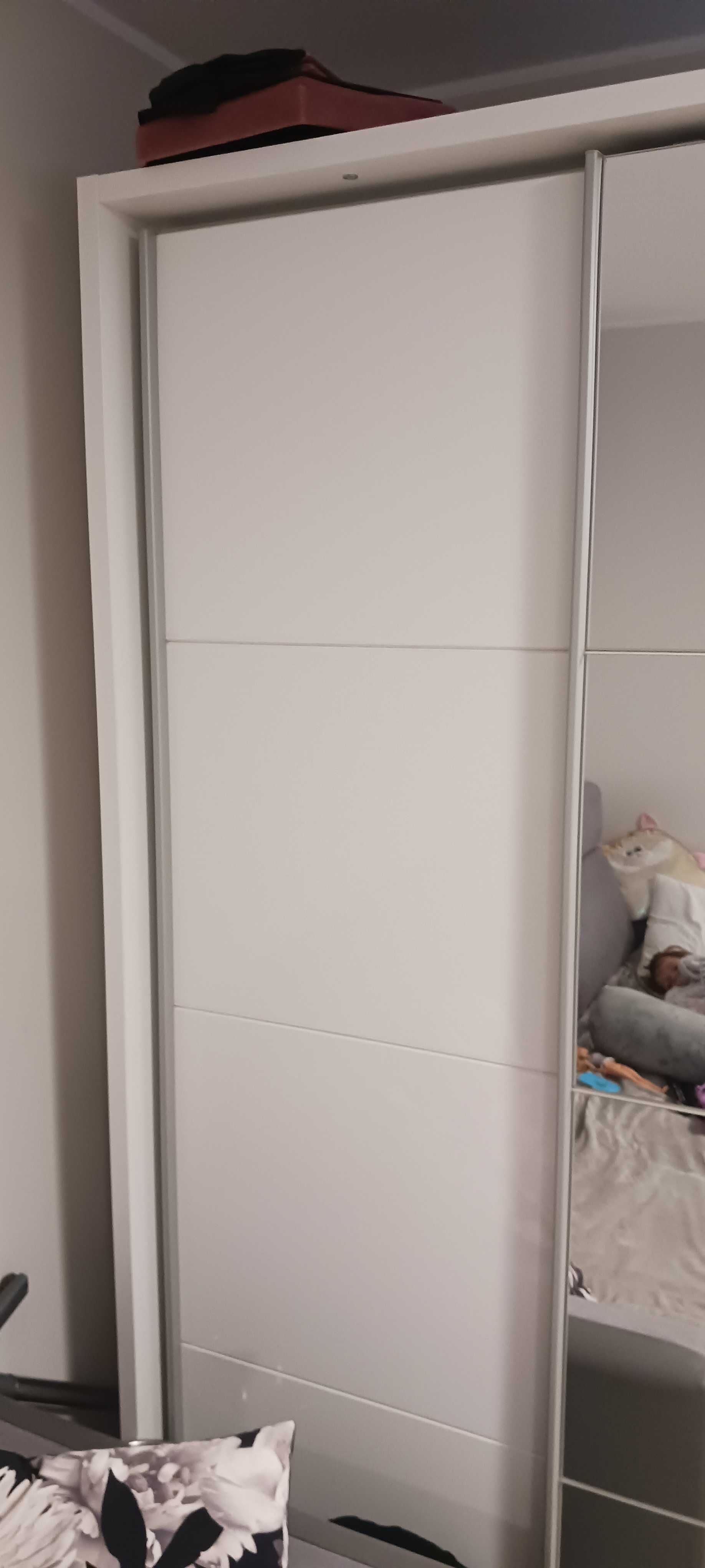 Szafa przesuwna 131x215