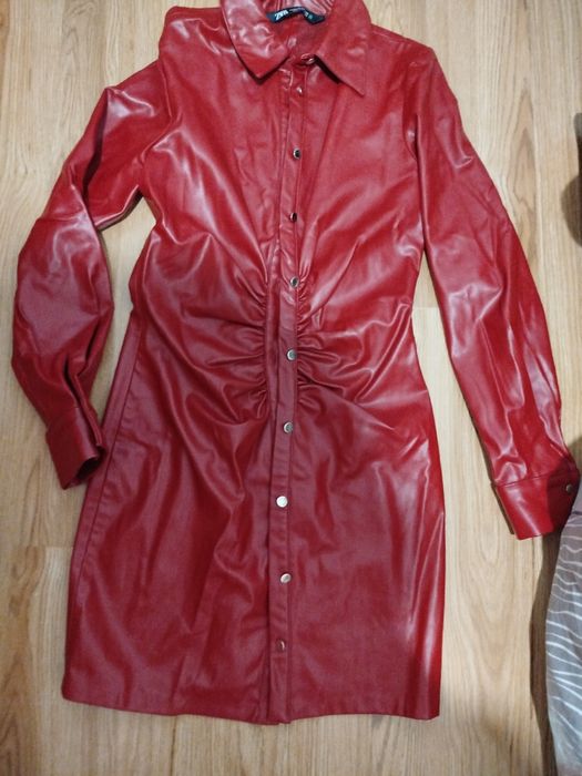 Плаття із екошкіри