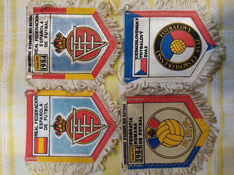 Galhardetes Federações Espanha Espanha 1984 Roménia 1984 Checoslováqui