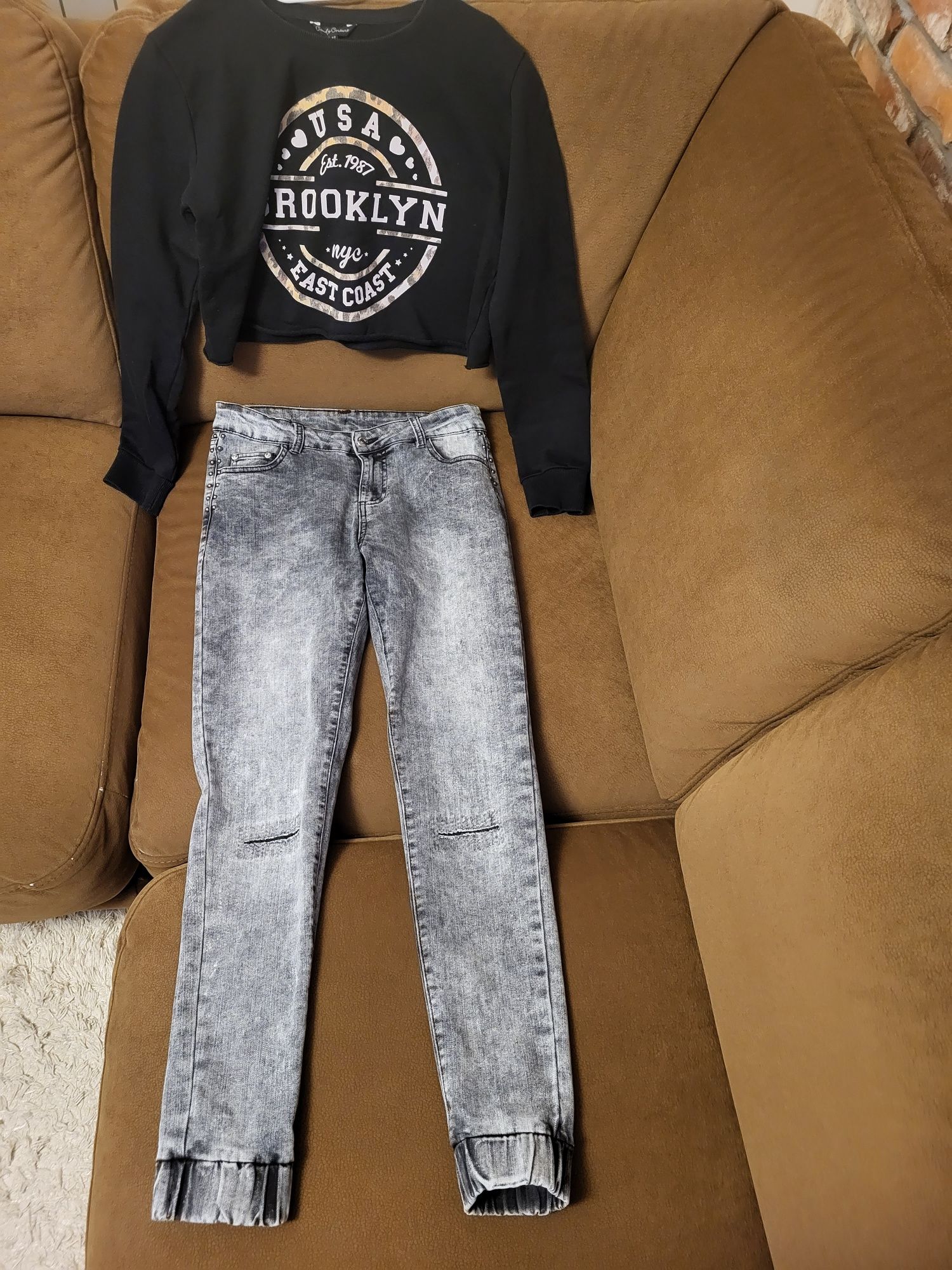 Spodnie i krótka bluza dla dziewczynki rozmiar 164