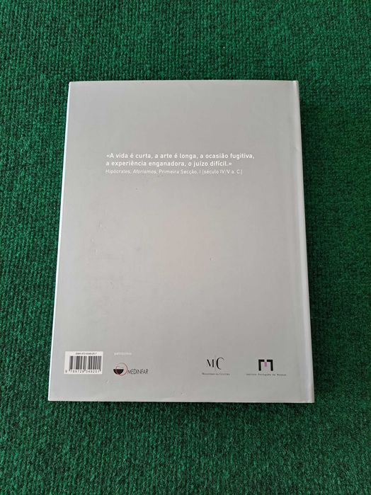 Passagens - 100 Peças para o Museu de Medicina