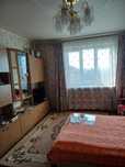 М. Новоселиця. Продається двухкімнатна квартира ( центр) 5/5