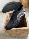 Sapato preto em pele pedicaty