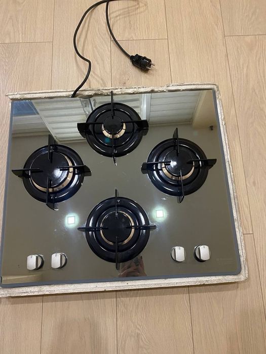 Варочная поверхность газовая Hotpoint ARISTON CISTO 640 S IX /HA