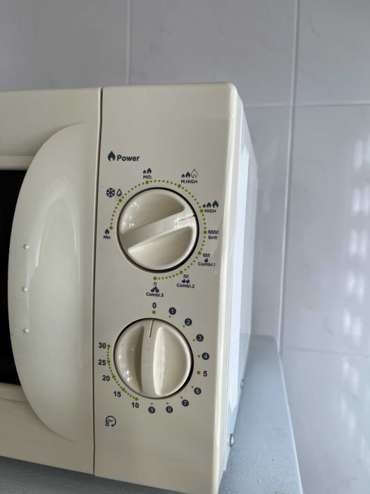 Microondas em boa condição