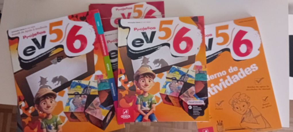 Manuais EVT atuais com cadernos atividades