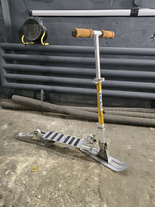 Hulajnoga z płozami na zimę