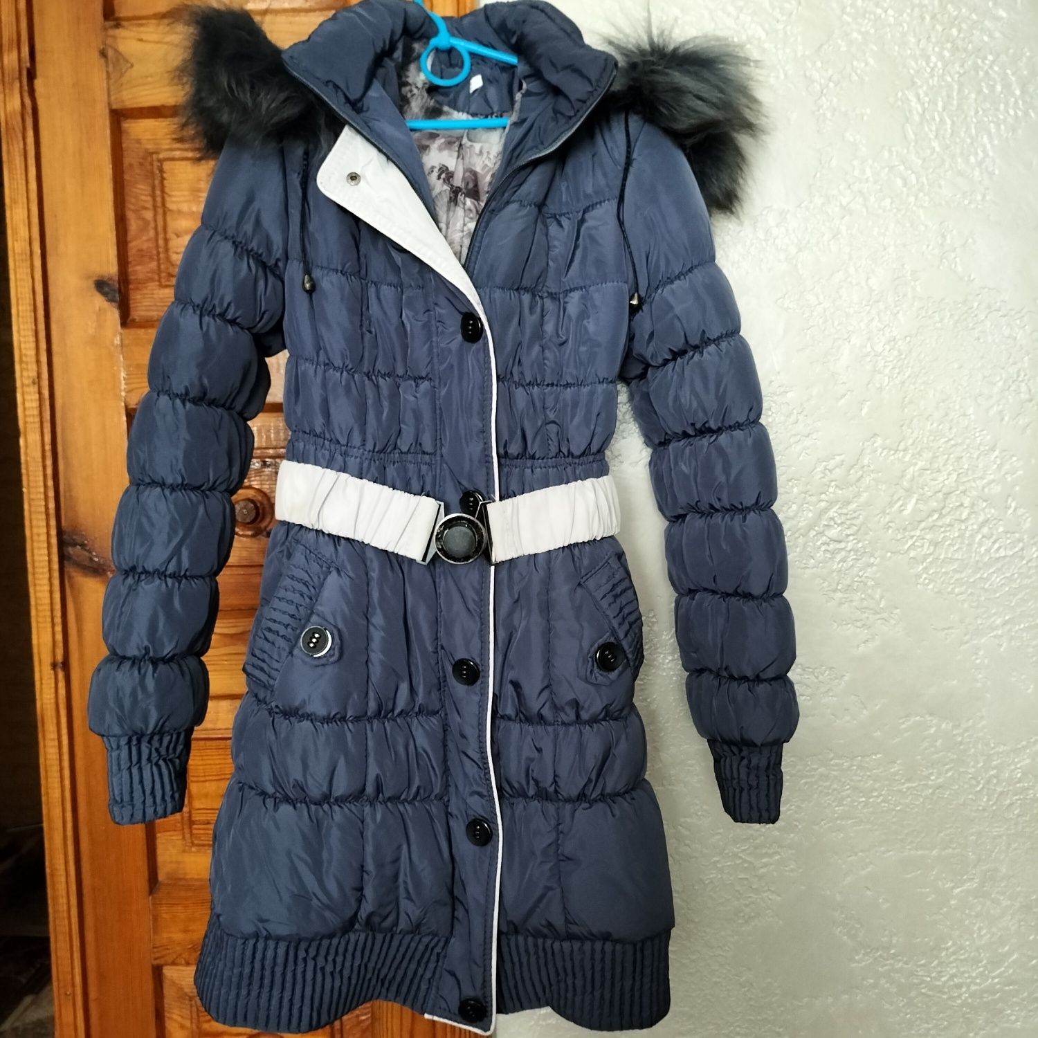Куртка , тепла, зимова