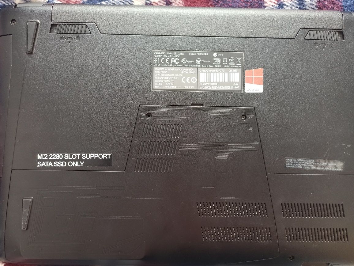 Sprzedam gamingowy laptop asus ROG