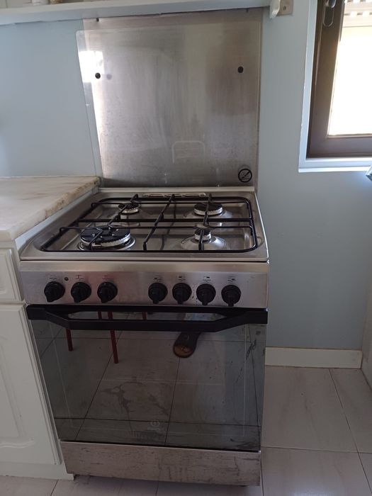 Fogão a Gás Indesit – 4 Bocas + Forno