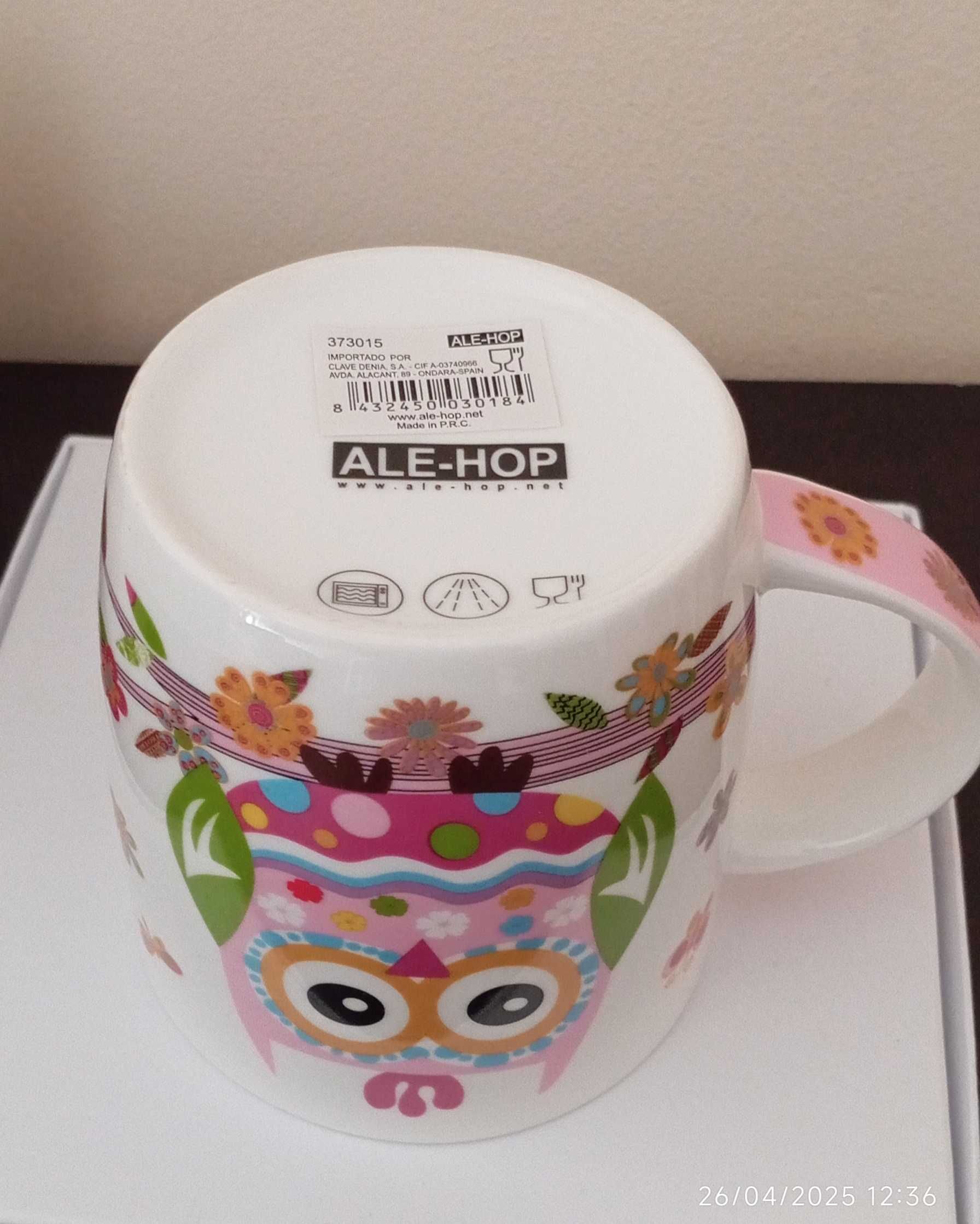 Caneca nova da ALE-HOP nova com caixa.