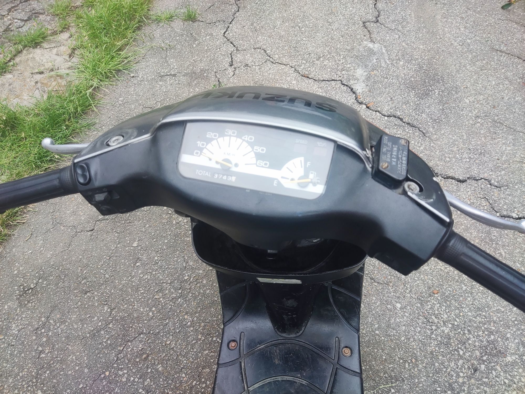 Suzuki lets 2 бабочка