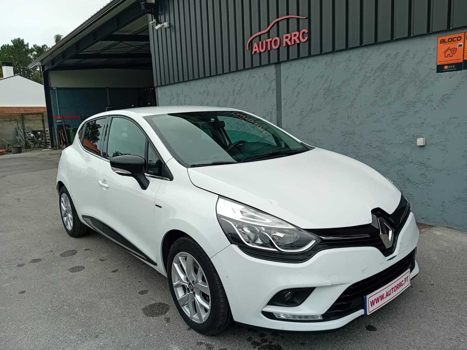Renault Clio 1.5 dci Limited Edition c/IVA ( pequeno sinistro )