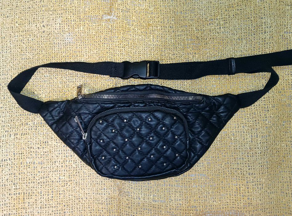 Кожаная Сумка бананка новая на пояс или плечо