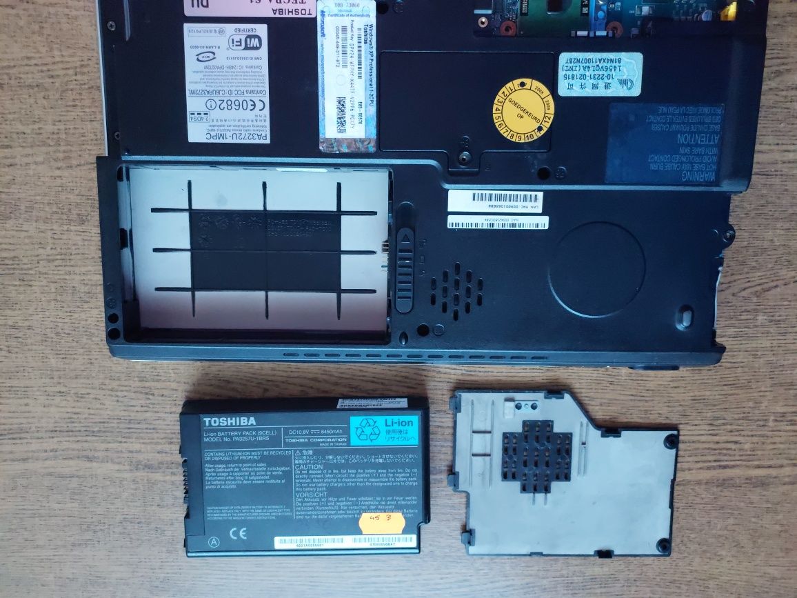 Laptop Toshiba Tecra S1 uszkodzony