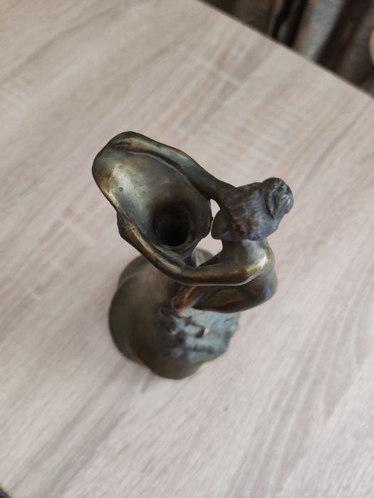 Латунная ваза для цветов