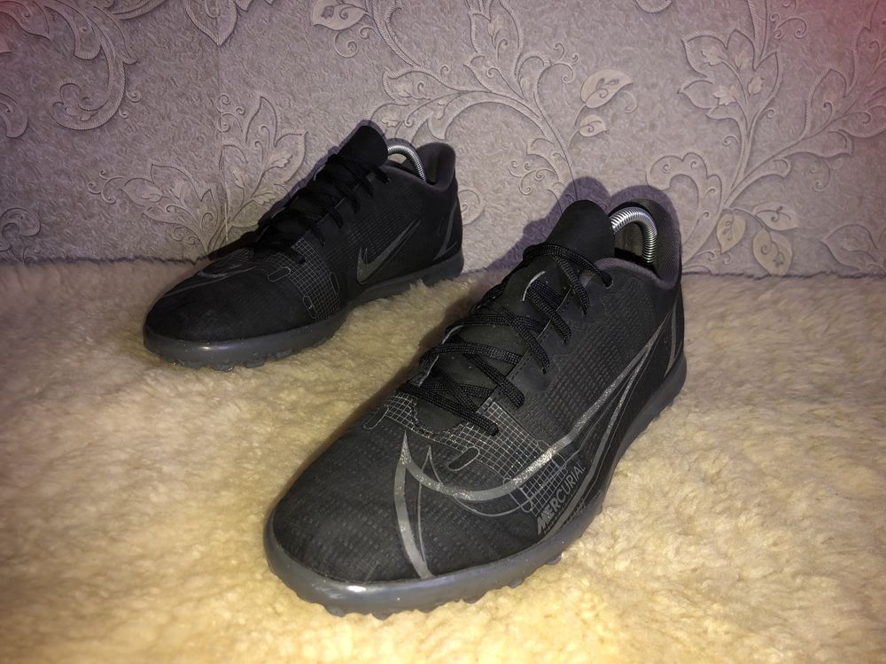 Оригінал! Як нові, сороконожки Nike Mercurial 42,5 42 41,5 41 27-26