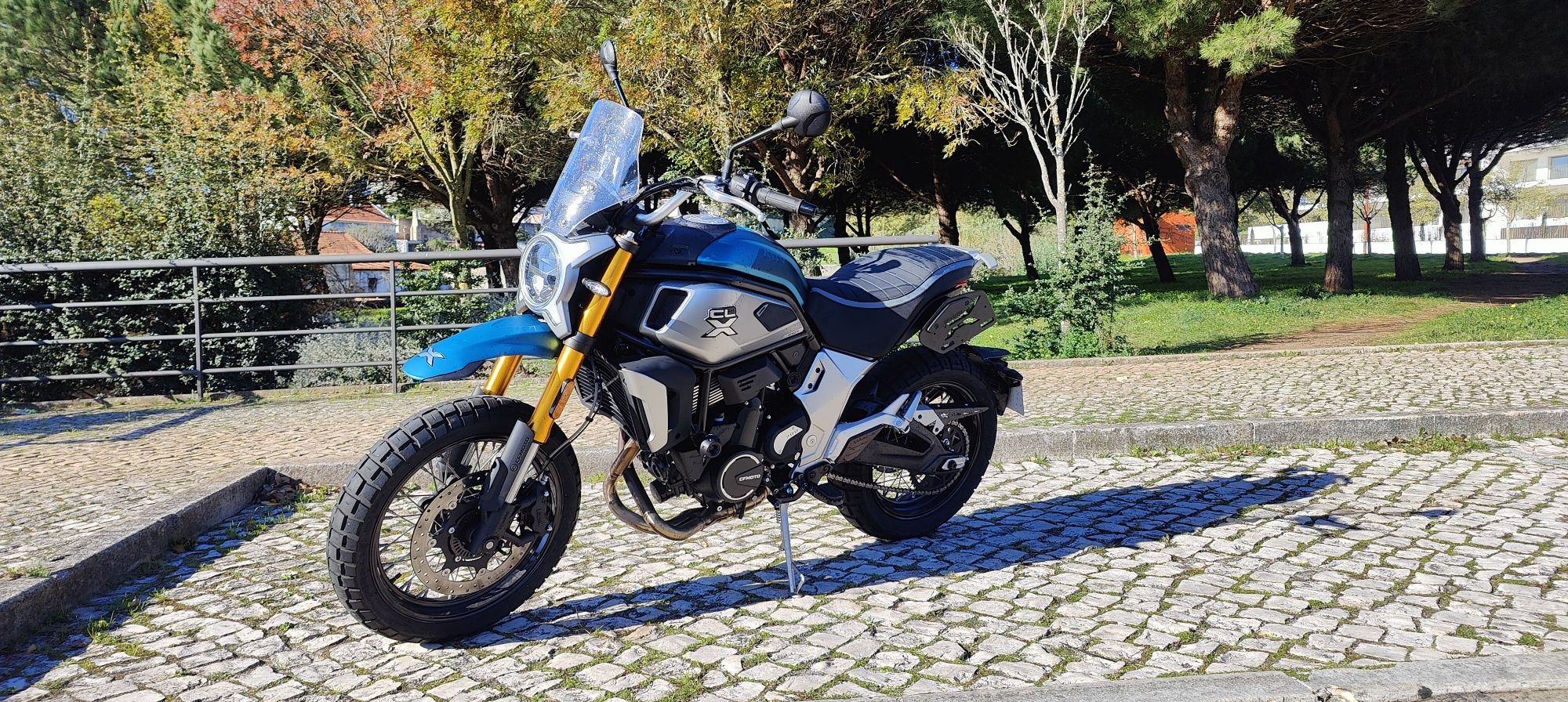 CFMoto CLX 700 ADV ( ano 2024 )