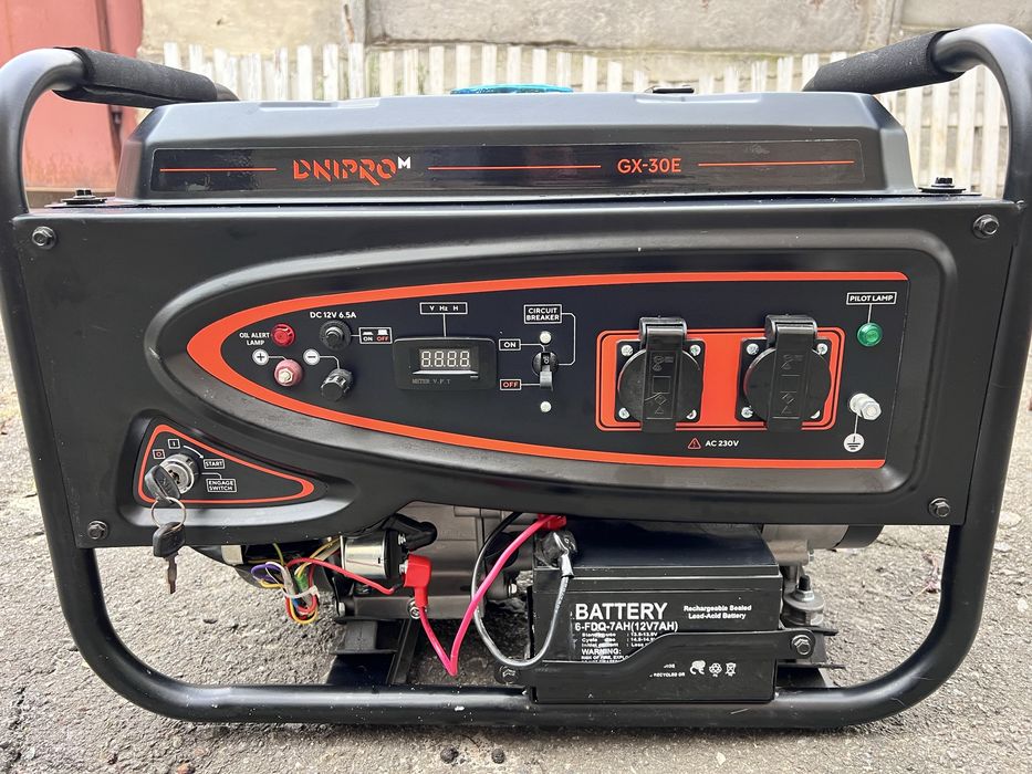 Генератор бензиновий Dnipro-M GX-30E