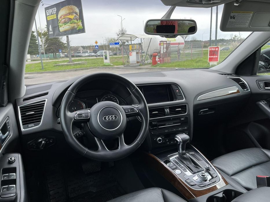 Audi Q5 обмін на нерухомість